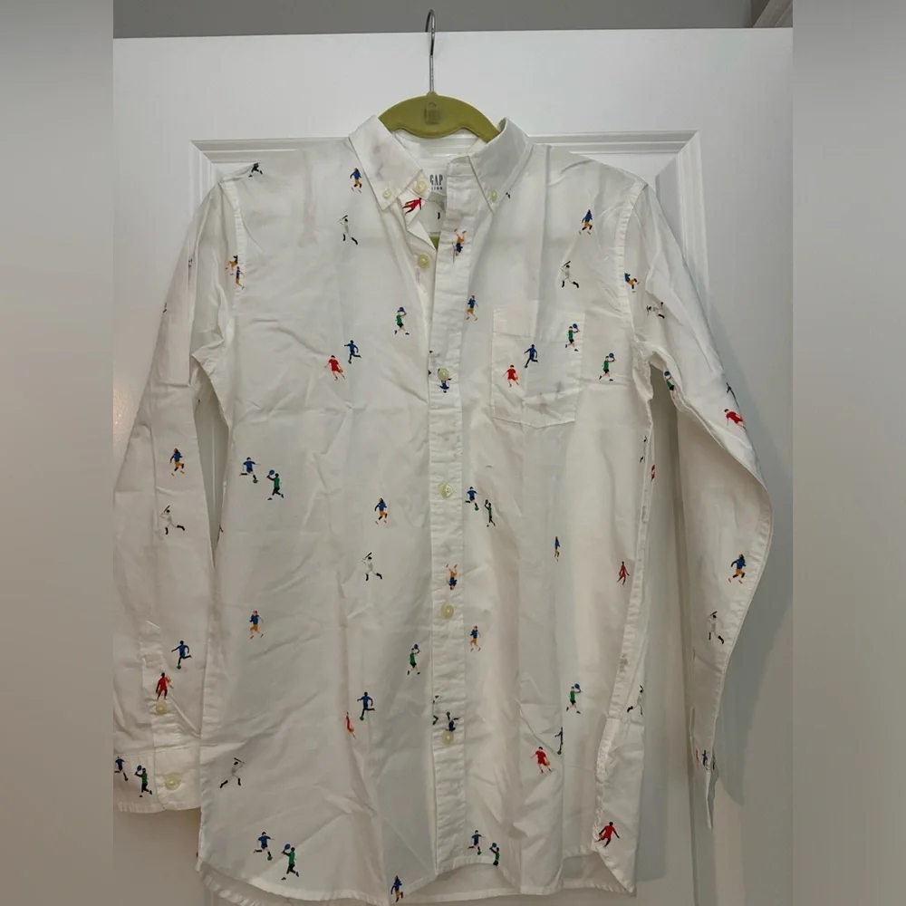 NWT Gap Kids Poplin Button Down Shirt in Size XXL(14-16)